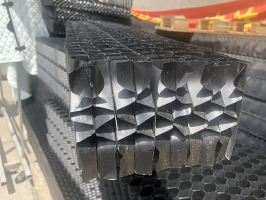 Schwarze Bienenwabe zelluläre PVC-Antrieb-Eliminator-Kühlturm-Komponenten