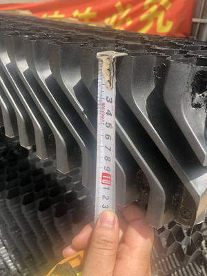 Schwarze Bienenwabe zelluläre PVC-Antrieb-Eliminator-Kühlturm-Komponenten
